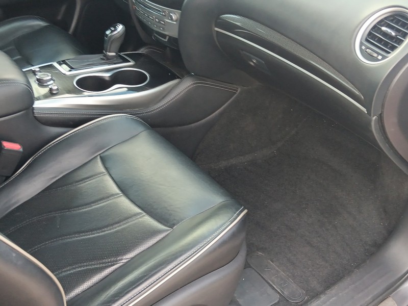 INFINITI QX60 Vehicle Full-screen Gallery Image 11