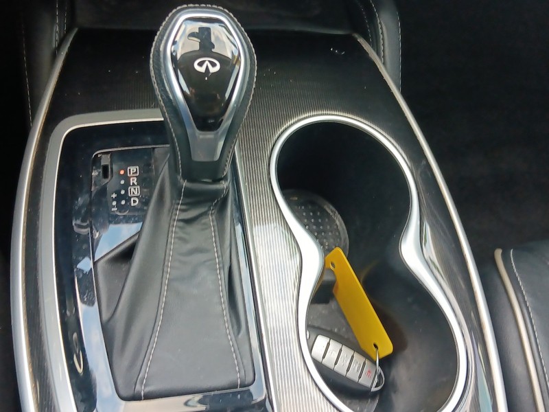 INFINITI QX60 Vehicle Full-screen Gallery Image 24