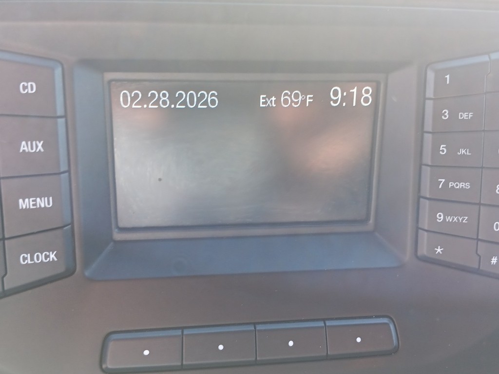 Ford F-150 Vehicle Full-screen Gallery Image 21