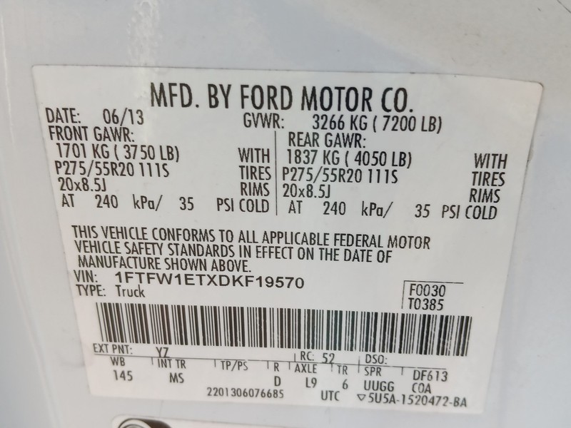 Ford F-150 Vehicle Full-screen Gallery Image 18