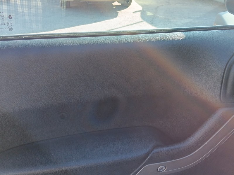 Jeep Wrangler Vehicle Full-screen Gallery Image 12