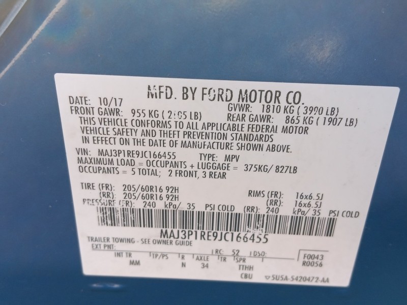 Ford EcoSport Vehicle Full-screen Gallery Image 14