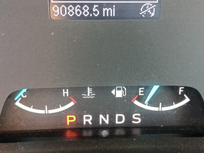 Ford EcoSport Vehicle Full-screen Gallery Image 15