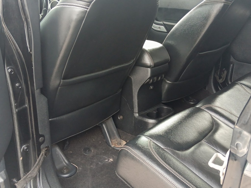 Jeep Wrangler Unlimited Vehicle Full-screen Gallery Image 3