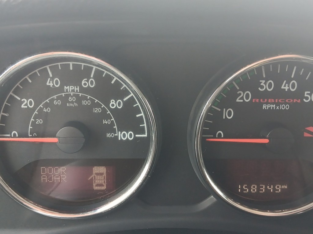 Jeep Wrangler Unlimited Vehicle Full-screen Gallery Image 6