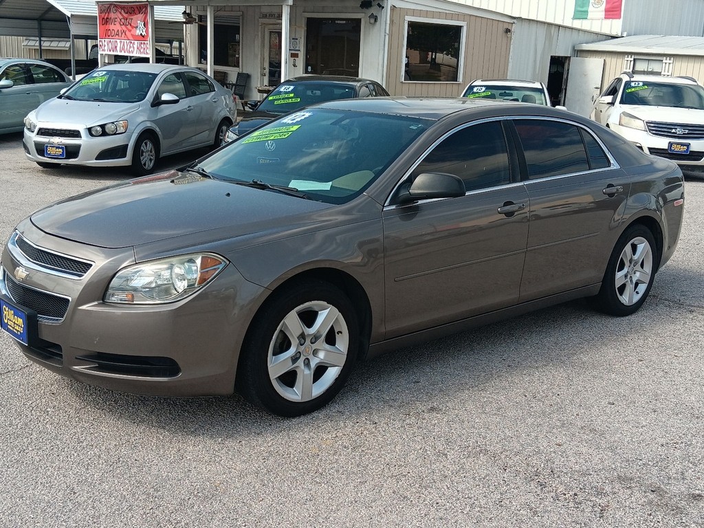 Chevrolet Malibu Vehicle Full-screen Gallery Image 7