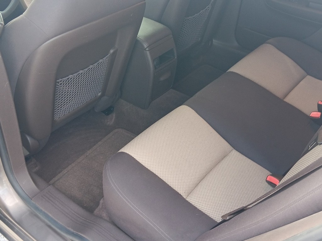 Chevrolet Malibu Vehicle Full-screen Gallery Image 13