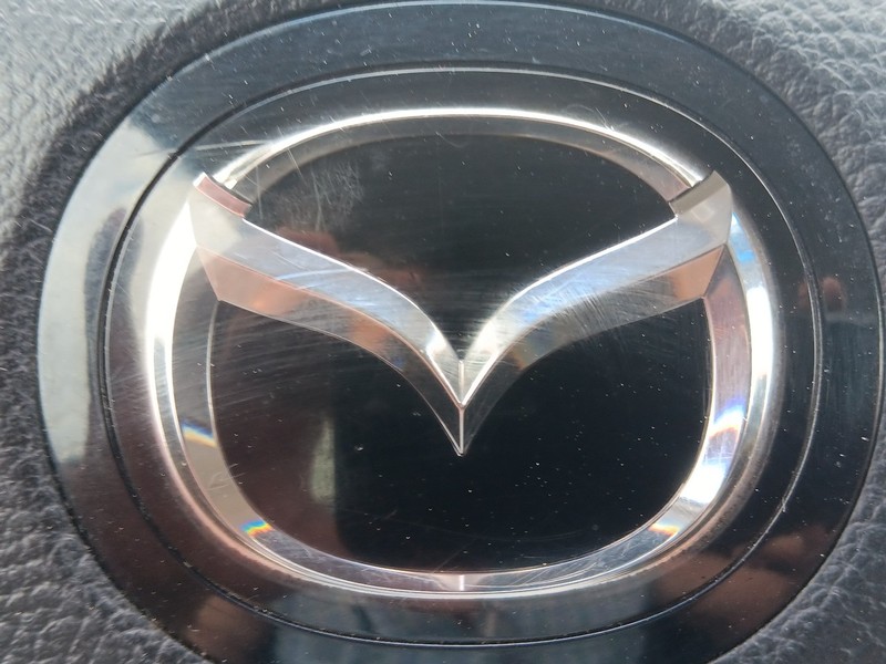 Mazda CX-9 Vehicle Full-screen Gallery Image 21