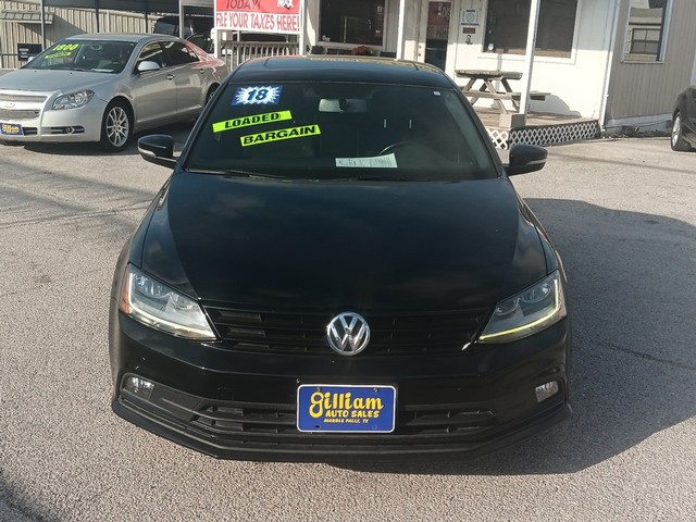 Volkswagen Jetta Vehicle Full-screen Gallery Image 8