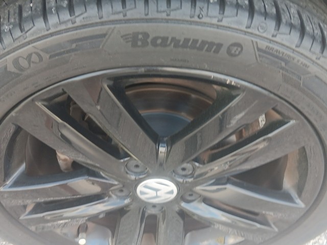 Volkswagen Jetta Vehicle Full-screen Gallery Image 18