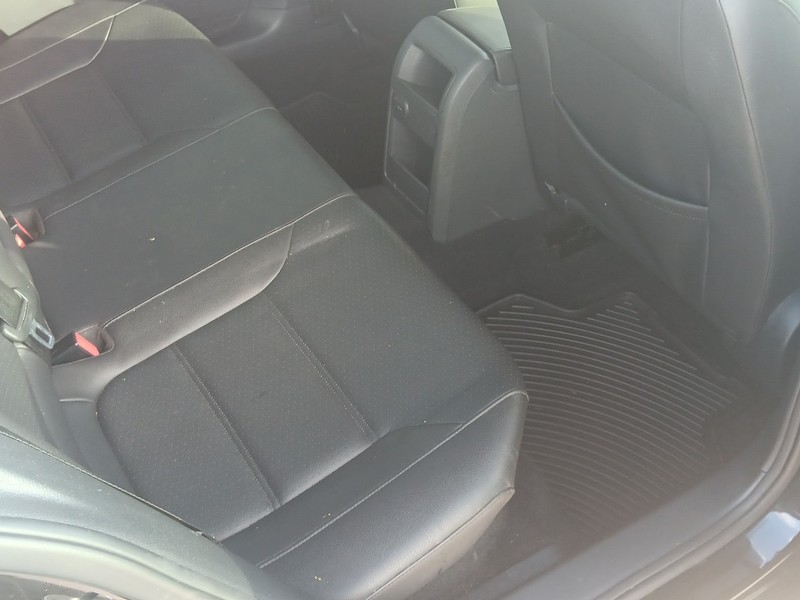 Volkswagen Jetta Vehicle Full-screen Gallery Image 12