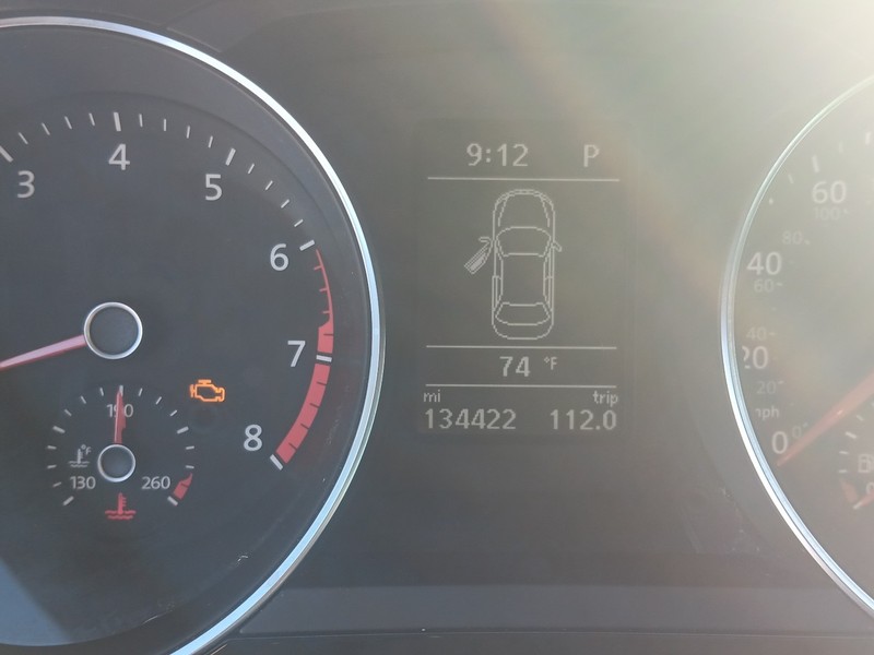 Volkswagen Jetta Vehicle Full-screen Gallery Image 20