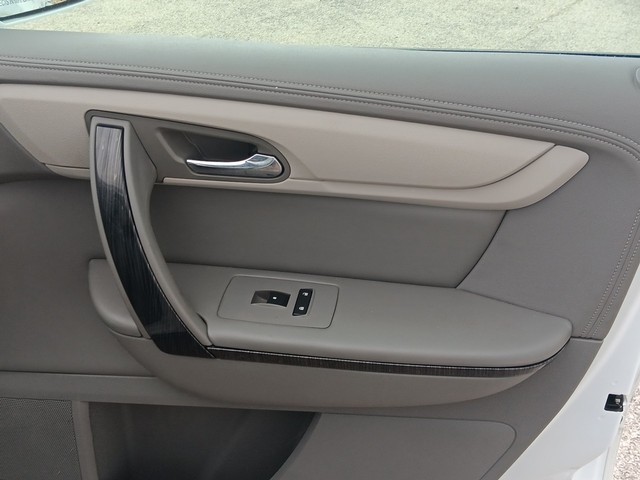 Chevrolet Traverse Vehicle Full-screen Gallery Image 10