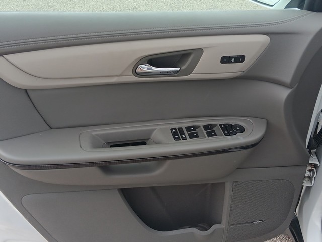 Chevrolet Traverse Vehicle Full-screen Gallery Image 16