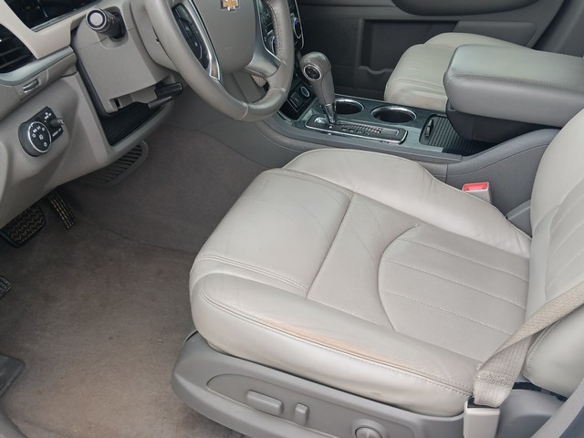 Chevrolet Traverse Vehicle Full-screen Gallery Image 17