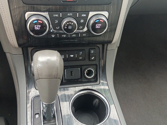 Chevrolet Traverse Vehicle Full-screen Gallery Image 22