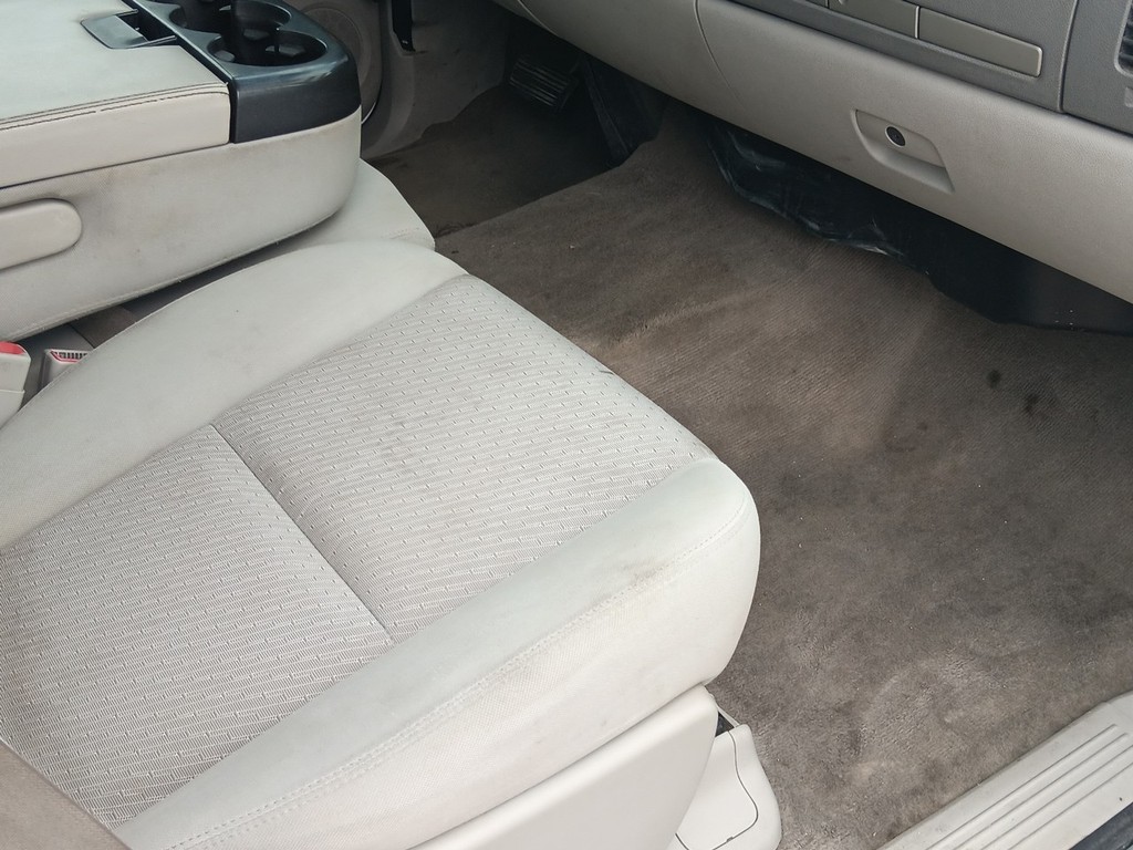 GMC Sierra 1500 Vehicle Full-screen Gallery Image 10