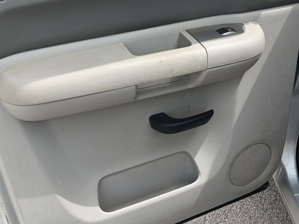 GMC Sierra 1500 Vehicle Full-screen Gallery Image 13