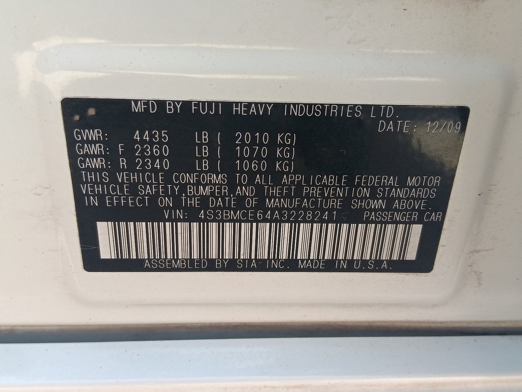 Subaru Legacy Vehicle Full-screen Gallery Image 18