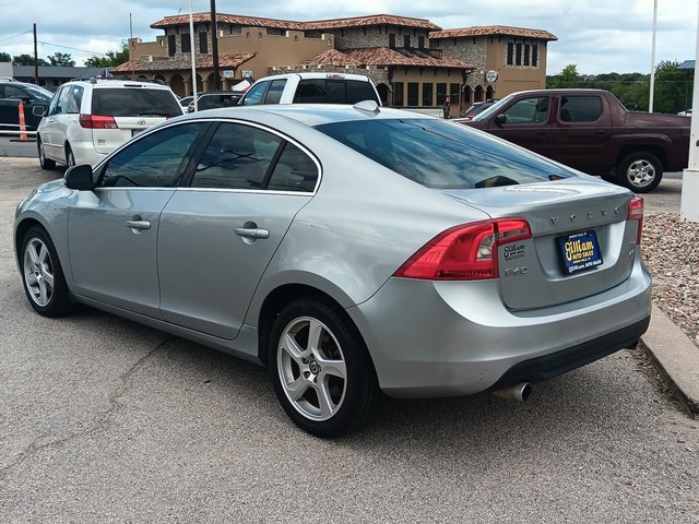 Volvo S60 Vehicle Full-screen Gallery Image 5