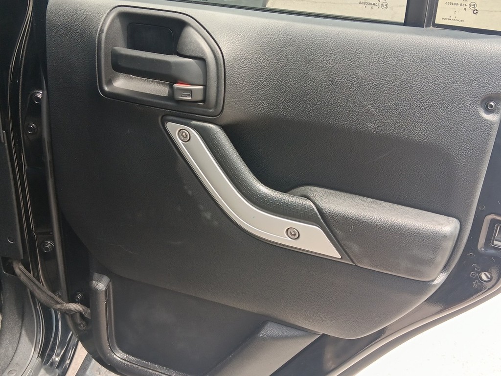 Jeep Wrangler Unlimited Vehicle Full-screen Gallery Image 11