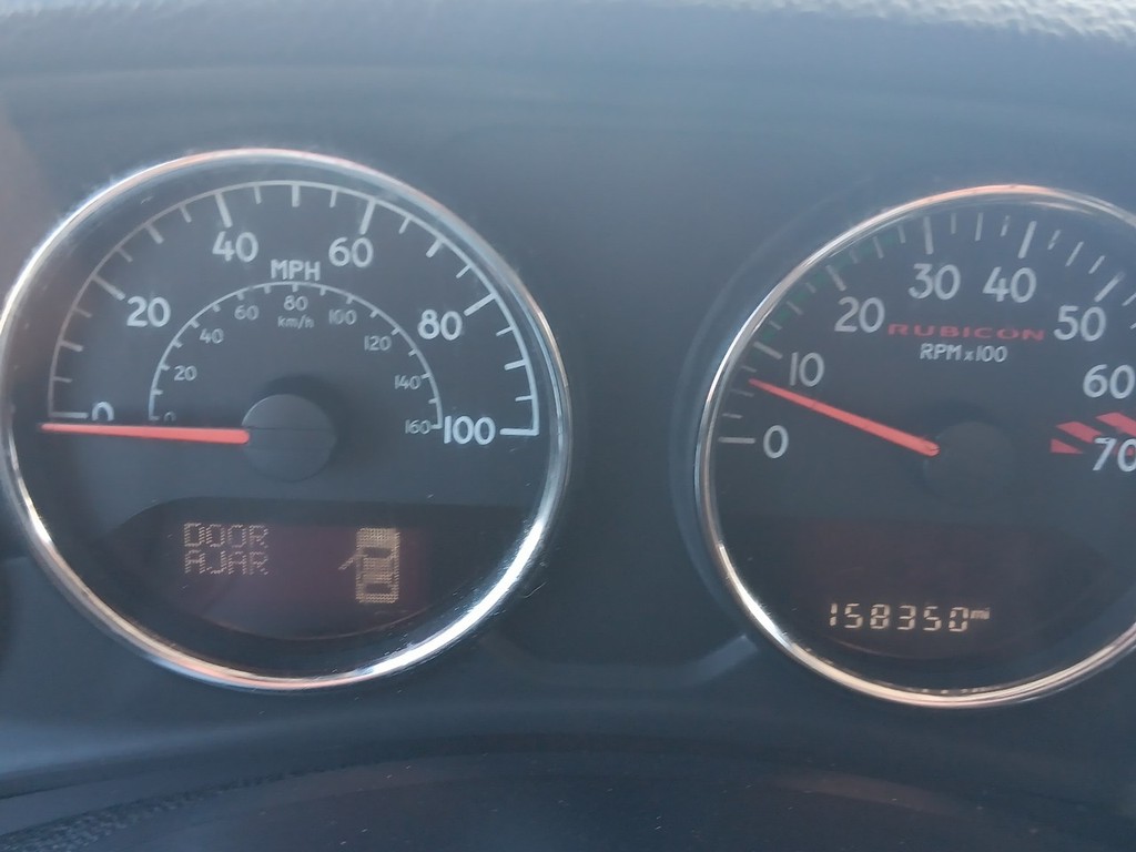 Jeep Wrangler Unlimited Vehicle Full-screen Gallery Image 21