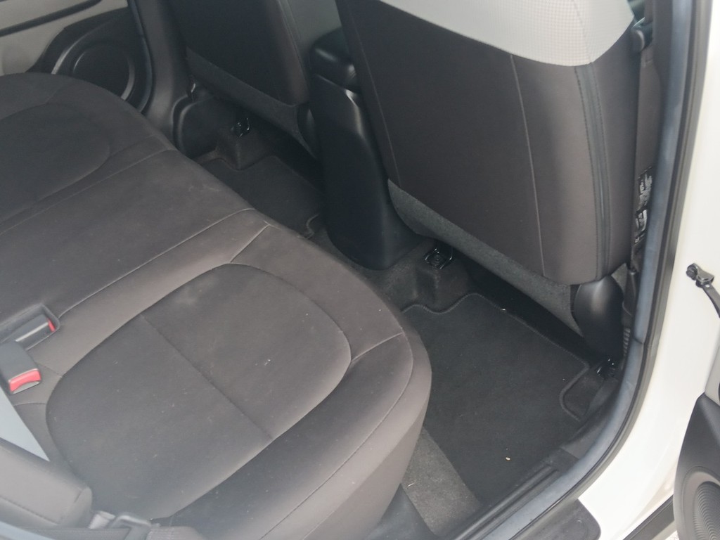 Kia Soul Vehicle Full-screen Gallery Image 11