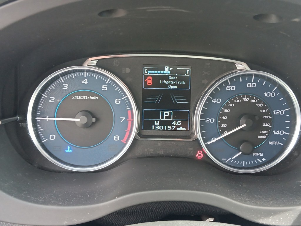 Subaru Crosstrek Vehicle Full-screen Gallery Image 20