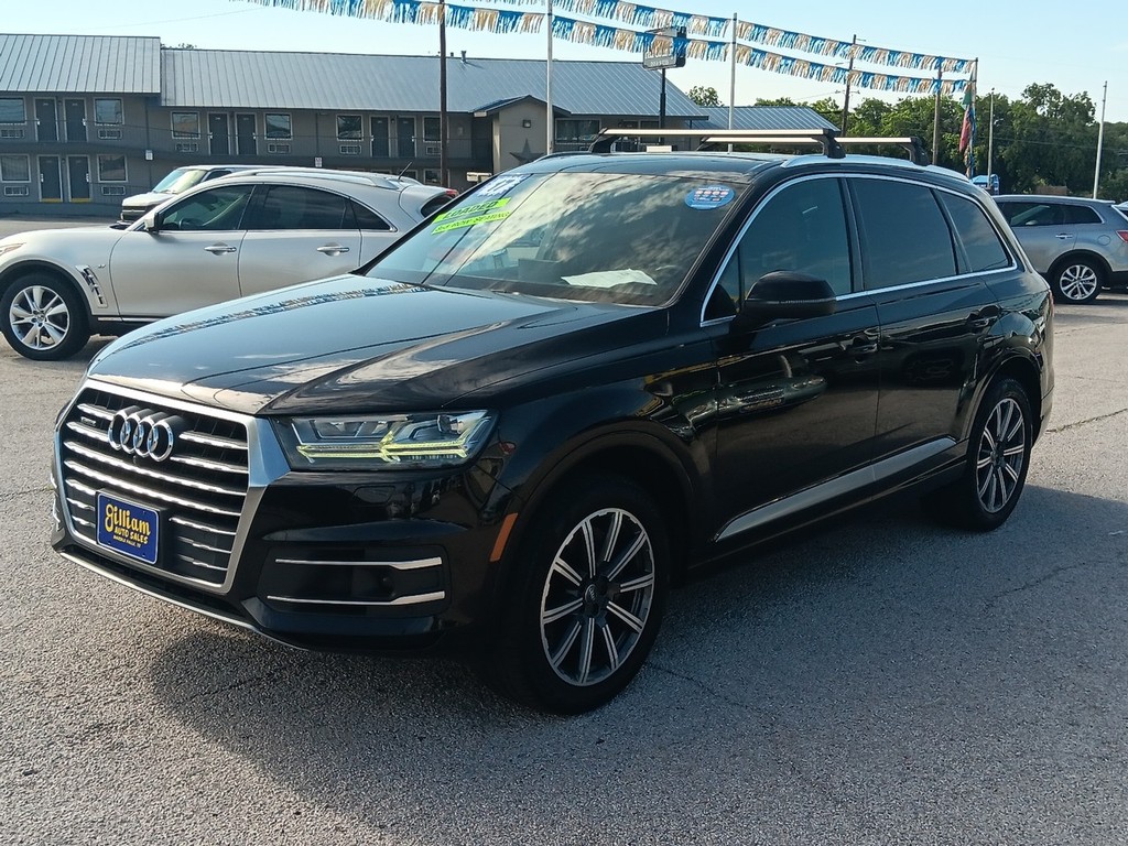 Audi Q7 Vehicle Full-screen Gallery Image 08