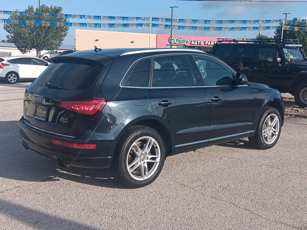 Audi Q5 Vehicle Full-screen Gallery Image 03