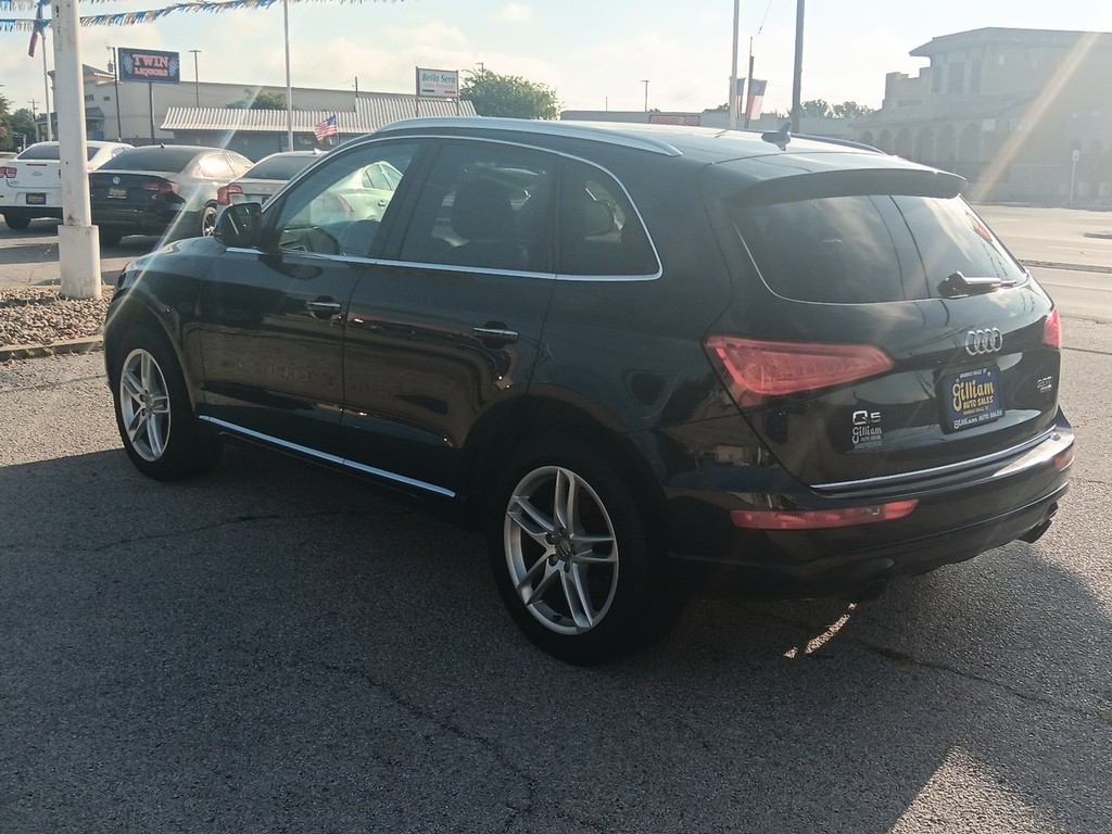 Audi Q5 Vehicle Full-screen Gallery Image 06