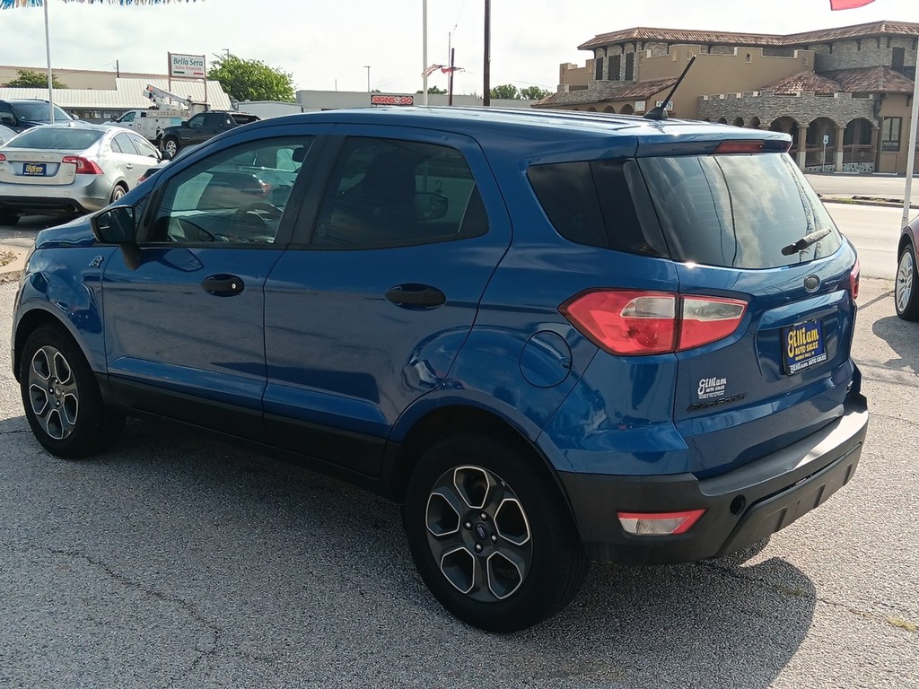 Ford EcoSport Vehicle Full-screen Gallery Image 5