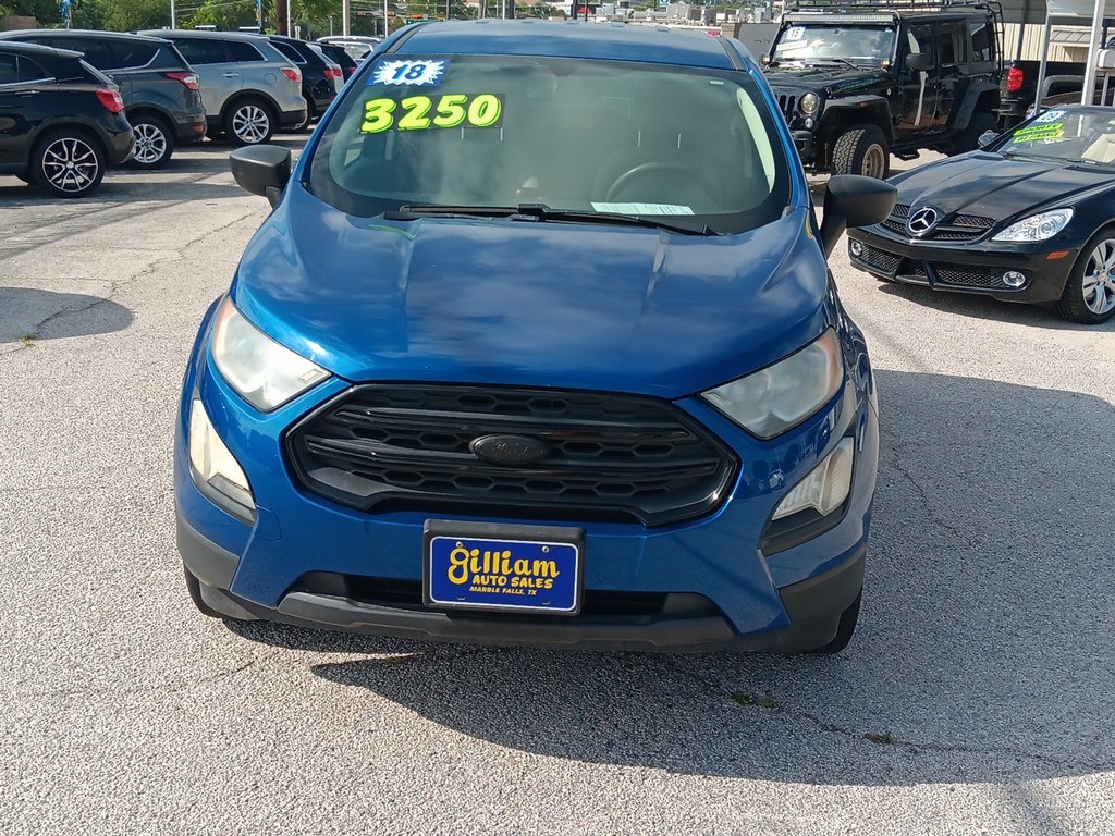 Ford EcoSport Vehicle Full-screen Gallery Image 8