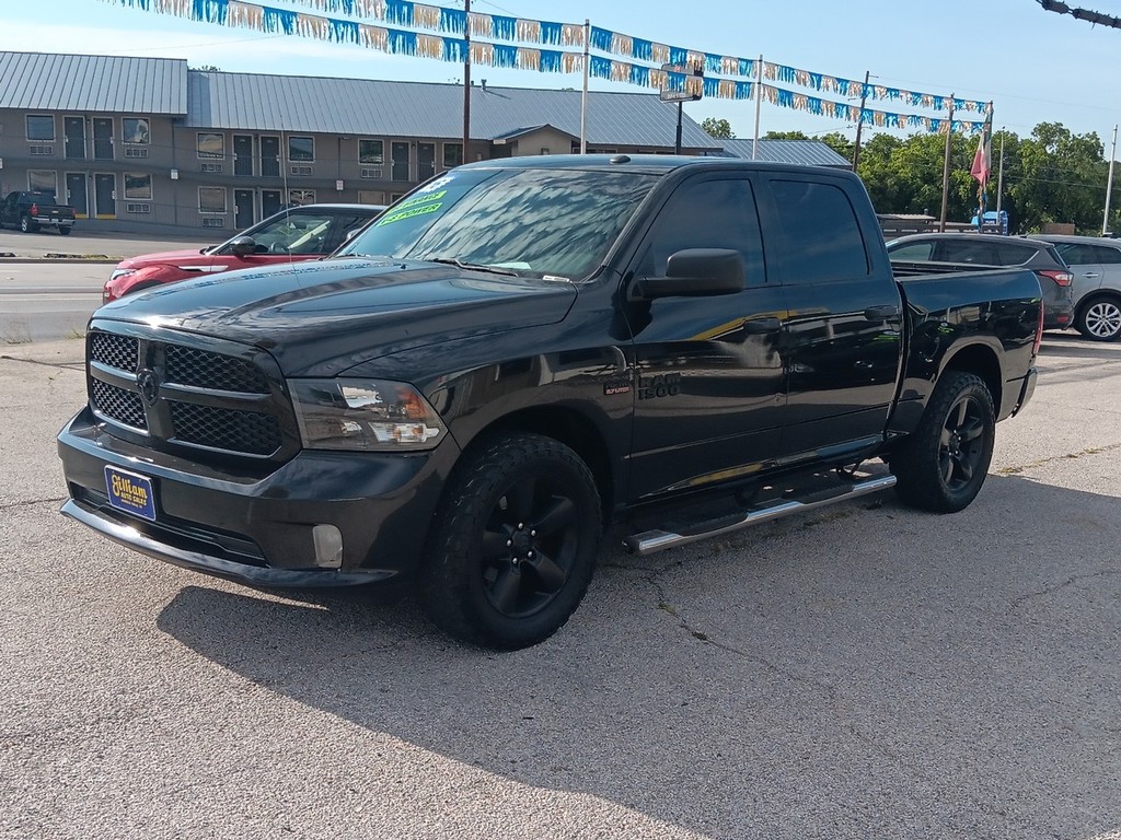 Ram 1500 Vehicle Full-screen Gallery Image 09