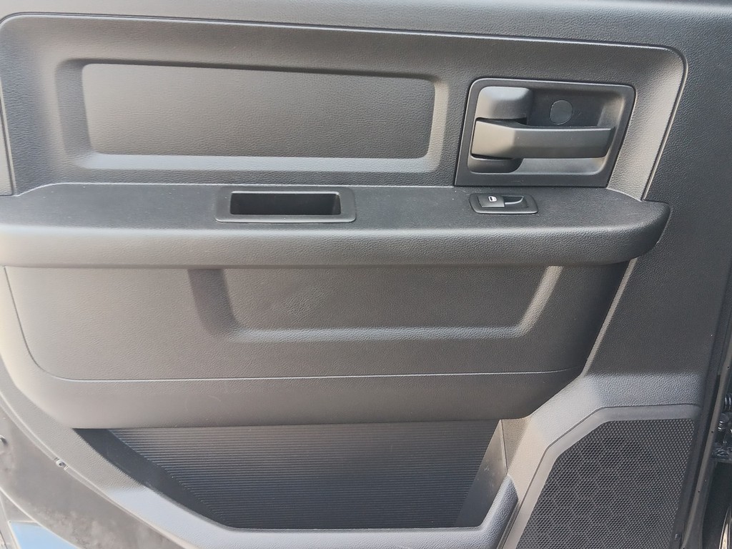 Ram 1500 Vehicle Full-screen Gallery Image 15