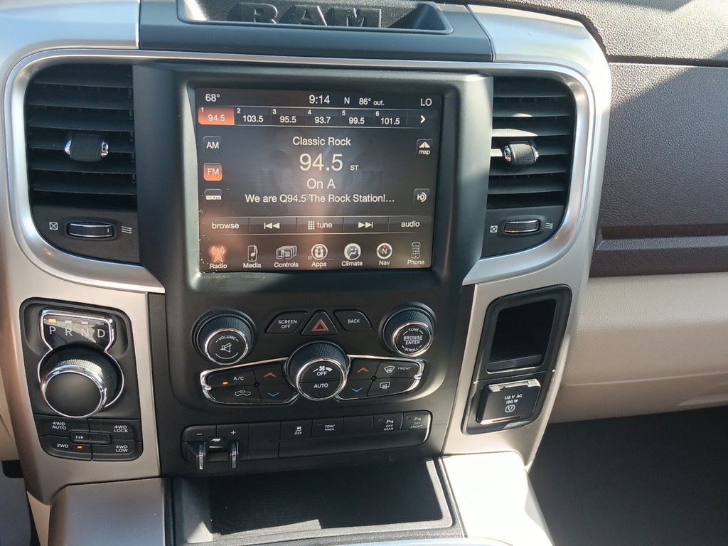 Ram 1500 Vehicle Full-screen Gallery Image 20