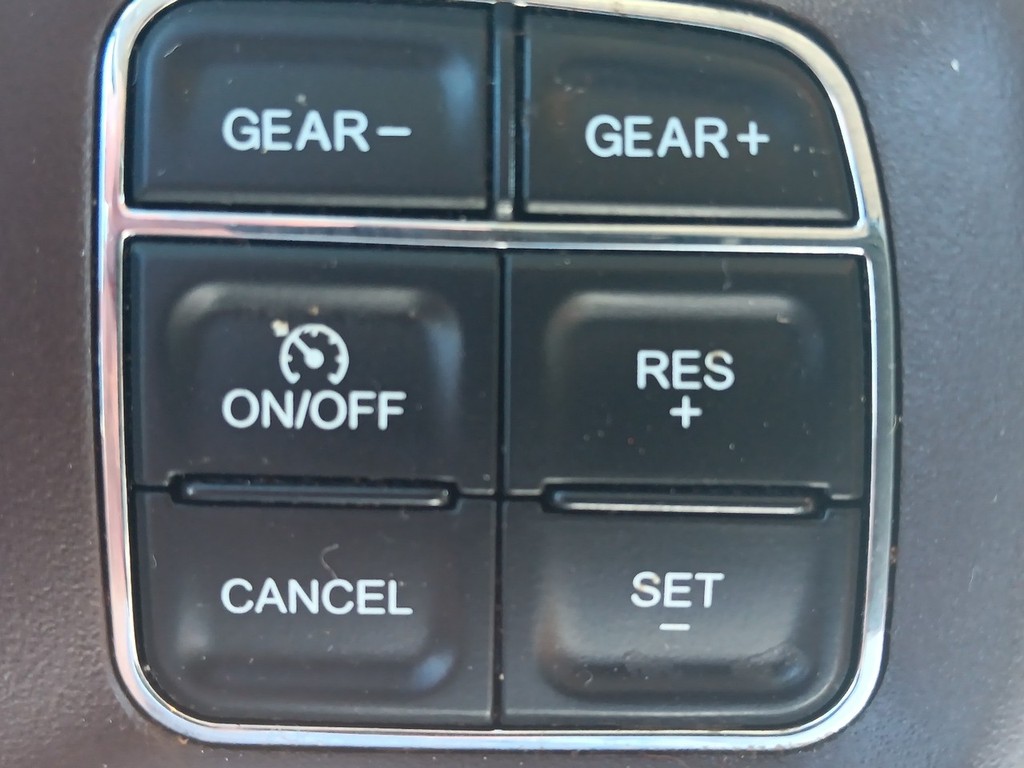 Ram 1500 Vehicle Full-screen Gallery Image 21
