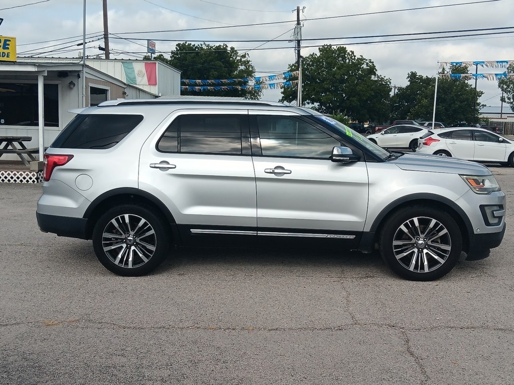 2016 Ford Explorer Platinum - Photo 2