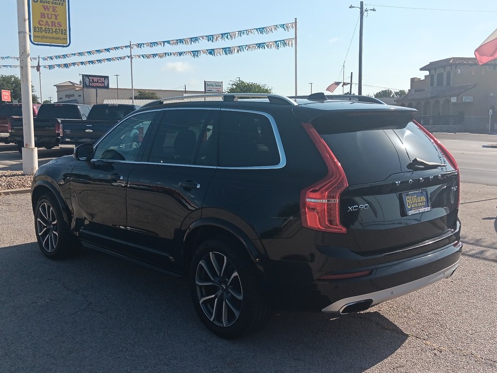 Volvo XC90 Vehicle Full-screen Gallery Image 5
