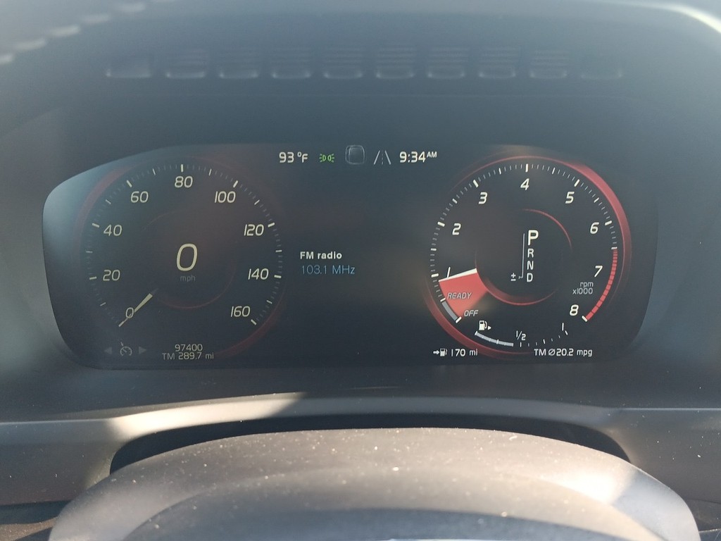 Volvo XC90 Vehicle Full-screen Gallery Image 17