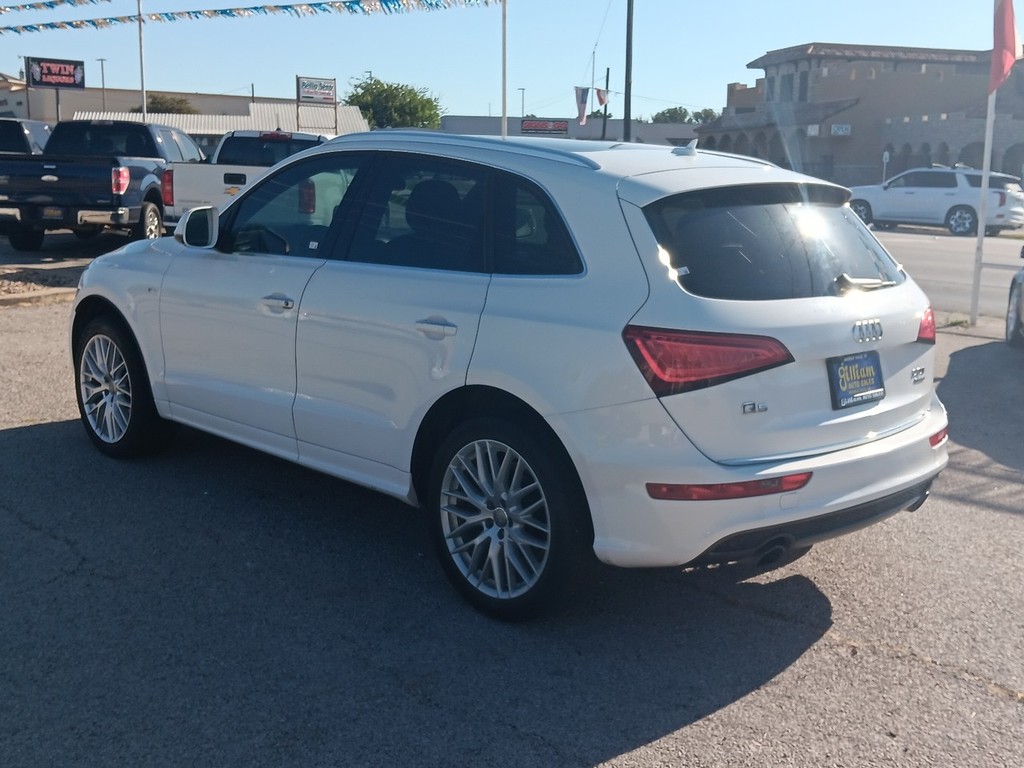 Audi Q5 Vehicle Full-screen Gallery Image 05