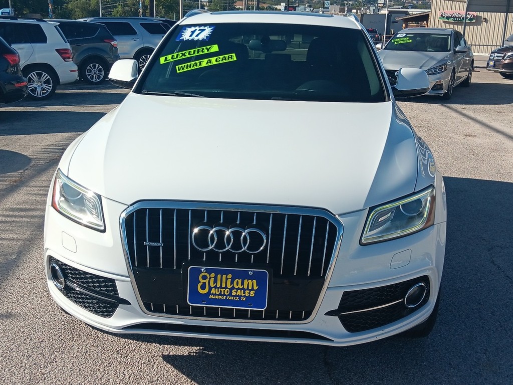 Audi Q5 Vehicle Full-screen Gallery Image 08