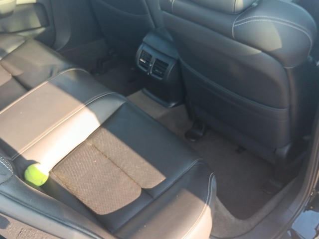 Acura TL Vehicle Full-screen Gallery Image 13