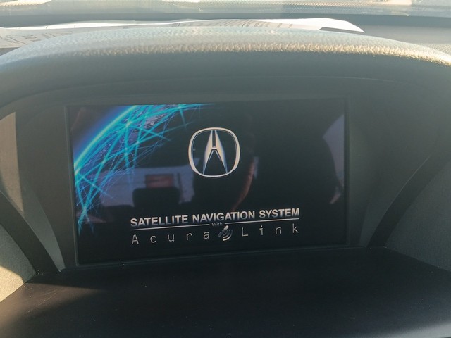 Acura TL Vehicle Full-screen Gallery Image 19