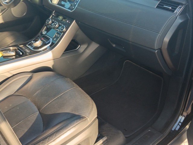 Land Rover Range Rover Evoque Vehicle Full-screen Gallery Image 11