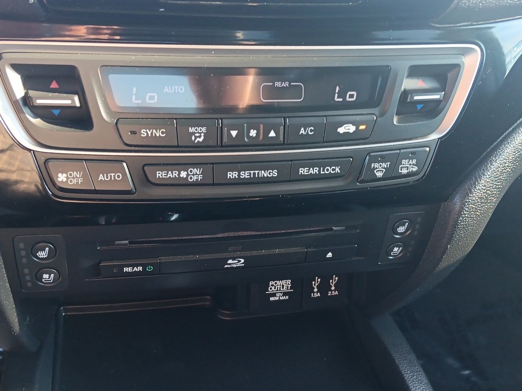 Honda Pilot Vehicle Full-screen Gallery Image 19