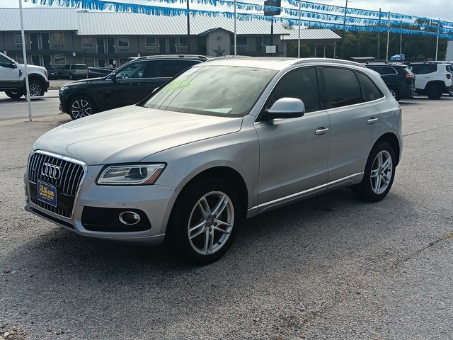 Audi Q5 Vehicle Full-screen Gallery Image 07
