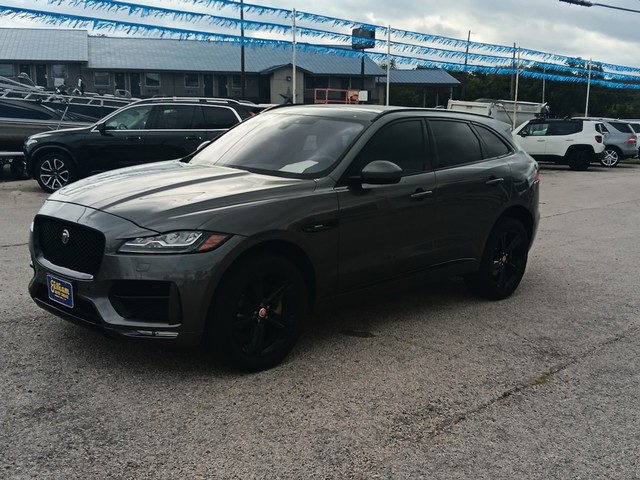 Jaguar F-Pace Vehicle Full-screen Gallery Image 07