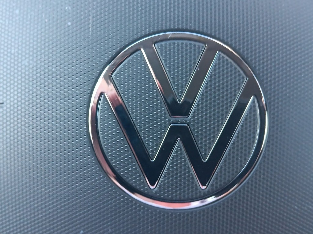 Volkswagen Tiguan Vehicle Full-screen Gallery Image 20