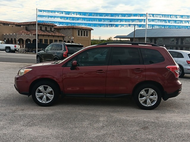 Subaru Forester Vehicle Full-screen Gallery Image 06
